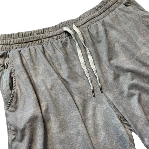 Pacific Trail Men’s Gray Athletic Shorts Size XXL Lightweight Moisture-Wicking - Picture 2 of 11